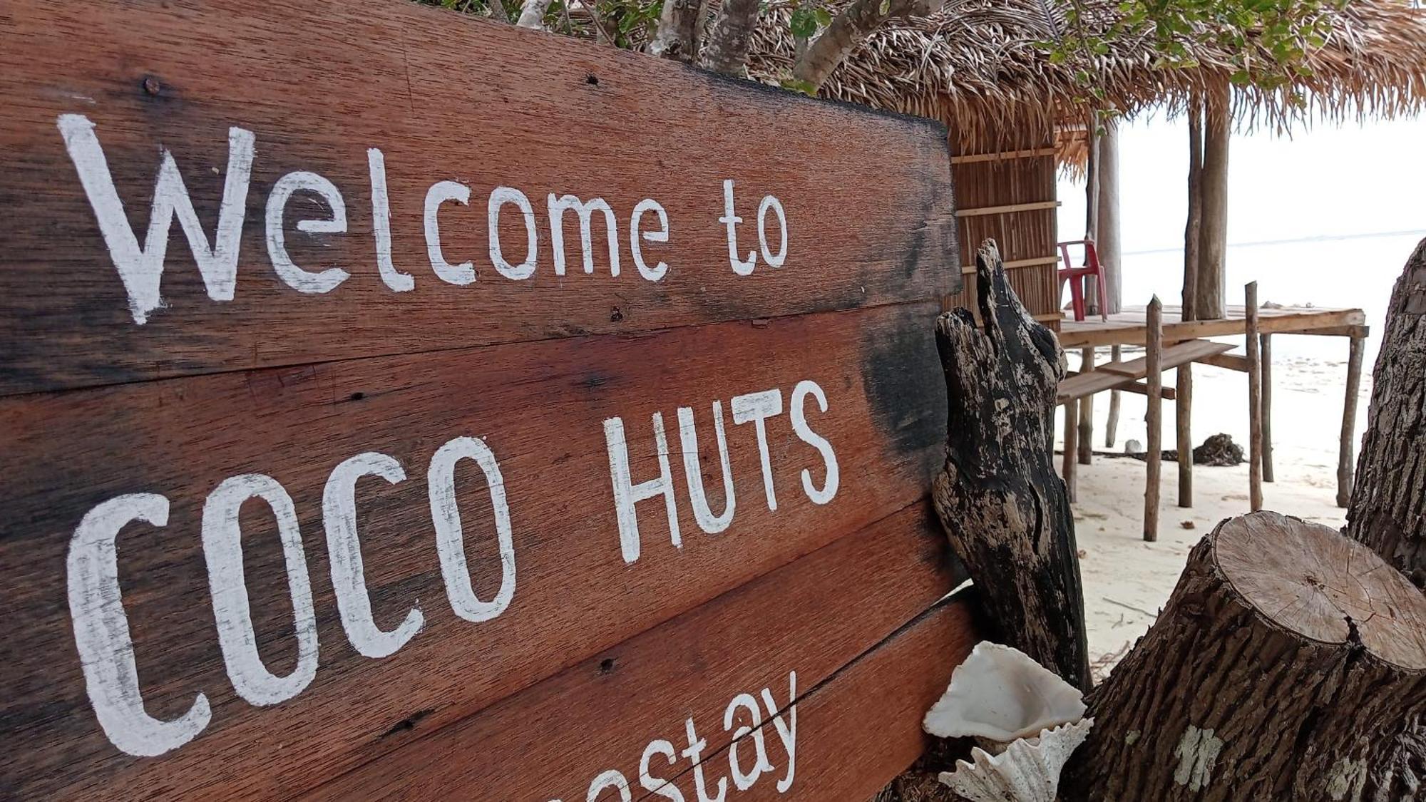 Coco Huts Guest House Waisai Quarto foto